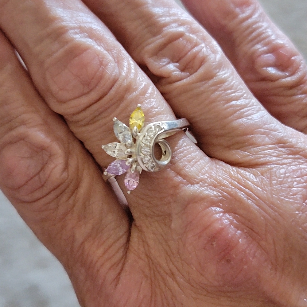 Diamonique 925 Sterling Silver Simulated Diamond Ring - Picture 5 of 5